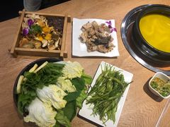 -野菌皇海景野生菌火锅(滨海大道店)