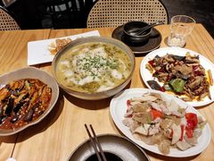 -十三式重庆江湖菜(金茂览秀城店)