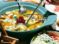 -周渝食惦·酸菜鱼精致川菜(横岗店)