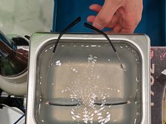 -镜客眼镜(浦江欢乐颂店)