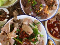 -谢老五跷脚牛肉·非遗传承店