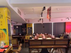 -沪小胖·小龙虾·蓝龙王(八佰伴店)
