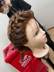 -变画·发型STUDIO