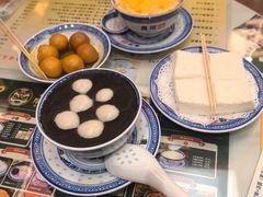 -广信牛奶甜品世家(台东店)