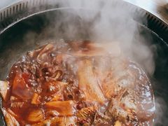 -咱屯子铁锅炖直营店(保利店)