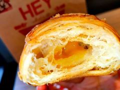 咸蛋黄流心可颂-肯德基(远洋店)