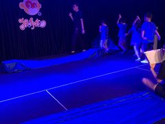 -猴有戏教育戏剧·音乐剧·主持口才·演讲朗诵辩论(环球港华师大校区)