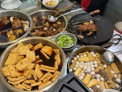 -松树干拌面店