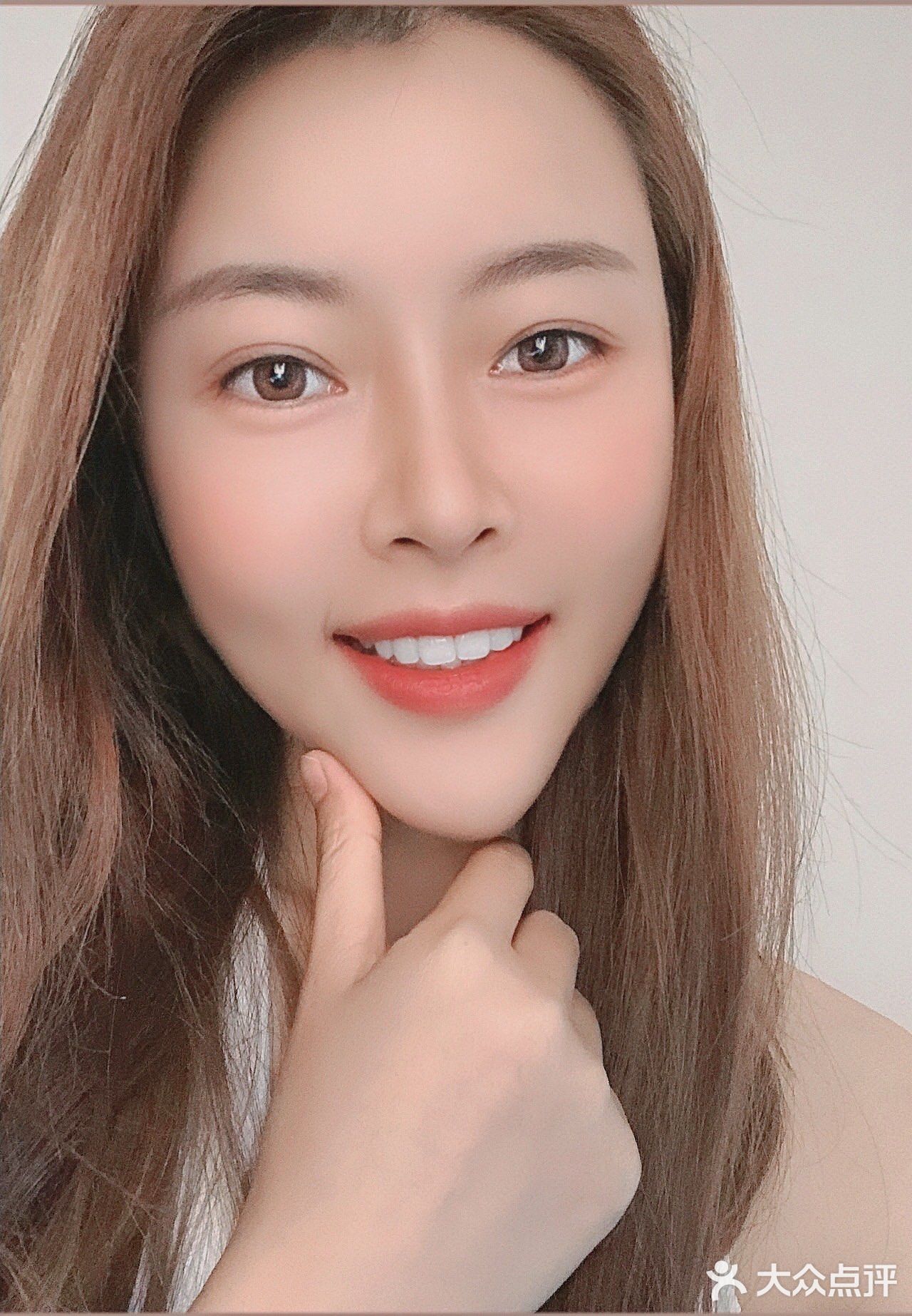 [礼花][礼花]撒花庆祝~！！小美女今天戴上牙套啦