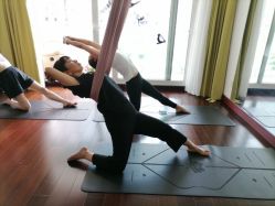 -Yvon yoga 瑜伽·精准体态管理中心