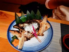 盐烤三文鱼头-文三酒肆自助放题(新街口友谊广场店)