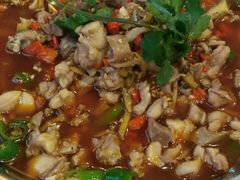 -兔行天下-鸿鹤鲜锅兔(中海国际店)