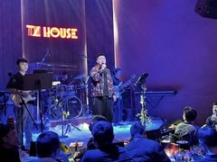 -TZ House音乐现场(来福士中心店)