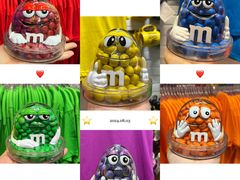 -m豆巧克力世界(上海世茂广场店)