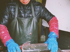 -梅记大块头爆鱼店(乍浦路店)