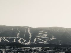 -鳌山滑雪度假区