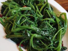 炝炒时蔬-胡桃里乐队酒馆(鎏嘉码头店)