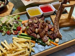 -咖啡人·融合餐厅(万达环宇店)