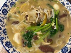-邱芳粉店(迎宾大道旗舰店)