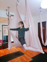 -Yvon yoga 瑜伽·精准体态管理中心