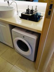 -海豚湾高端月子会所(黄浦店)