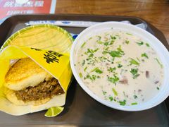 -穆得·老周家牛肉烧饼(普利街店)