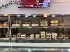零售区-白玉兰食品(中山公园龙之梦店)