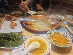 -洱火云南酸菜牛肉火锅(石景山当代商城店)