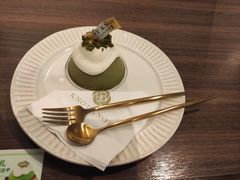 春の富士山（抹茶芝士）-KNOTKNOT珞珞·日式甜品(K11店)