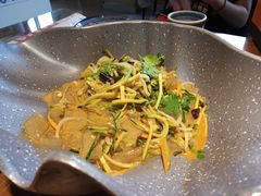 -95号酱骨·一块豆腐(展春园西路店)