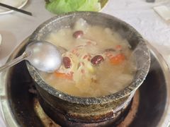 -鲁朗纳麦石锅鸡庄园