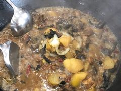 -哈尔滨东北铁锅炖(都督街店)