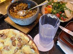 威士忌蟹粉海鲜石锅捞饭-酒池星座(深圳湾后海汇店)