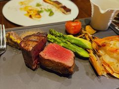 -恰餐厅及酒吧 CHAR Bar & Grill (北京丽都皇冠假日店)