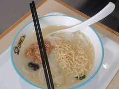 -灵芝妹子海鲜米线(劳动公园店)