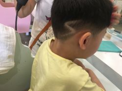 -马克叔叔儿童理发形象设计