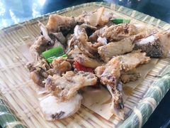 椒盐脆肉罗非鱼骨-水磨农庄