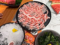 -牛三斤潮汕鲜牛肉火锅(昌发展万科店)