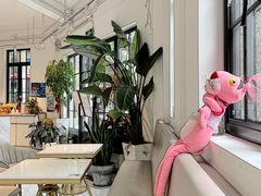 -Fridi Patisserie Cafe