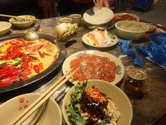 -渝大狮毛肚老火锅(遂宁万达店)