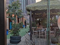 -冰冰龙虾·江湖菜·花园江景餐厅