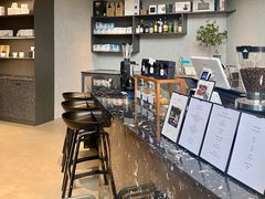 -HUG·拥抱咖啡(郑州宝龙广场店)