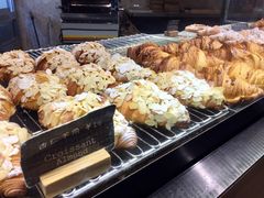 杏仁羊角-麦田工坊(月湖店)
