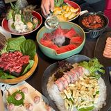 它家火锅是直接把海鲜市场搬进店里了⁉️