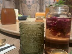 -耶里夏丽·丝路国际·新疆餐厅(浦东区东方路店)