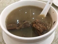 例汤-轩记海鲜餐厅·四十五年老字号·经典粤菜(西区彩虹店)