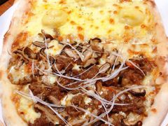 烤牛肉披萨-I HOLIC艾豪丽披萨(KKone店)