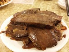招牌酱牛肉-老班长手工灌汤包老店(东山店)