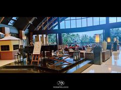 -三亚湾海居铂尔曼度假酒店