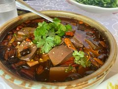 毛血旺-新镇江酒家(南京西路店)
